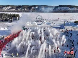 杨瀚森连获拓媒赞美！一人呛声斯普利特：你就没打算让杨末节登场